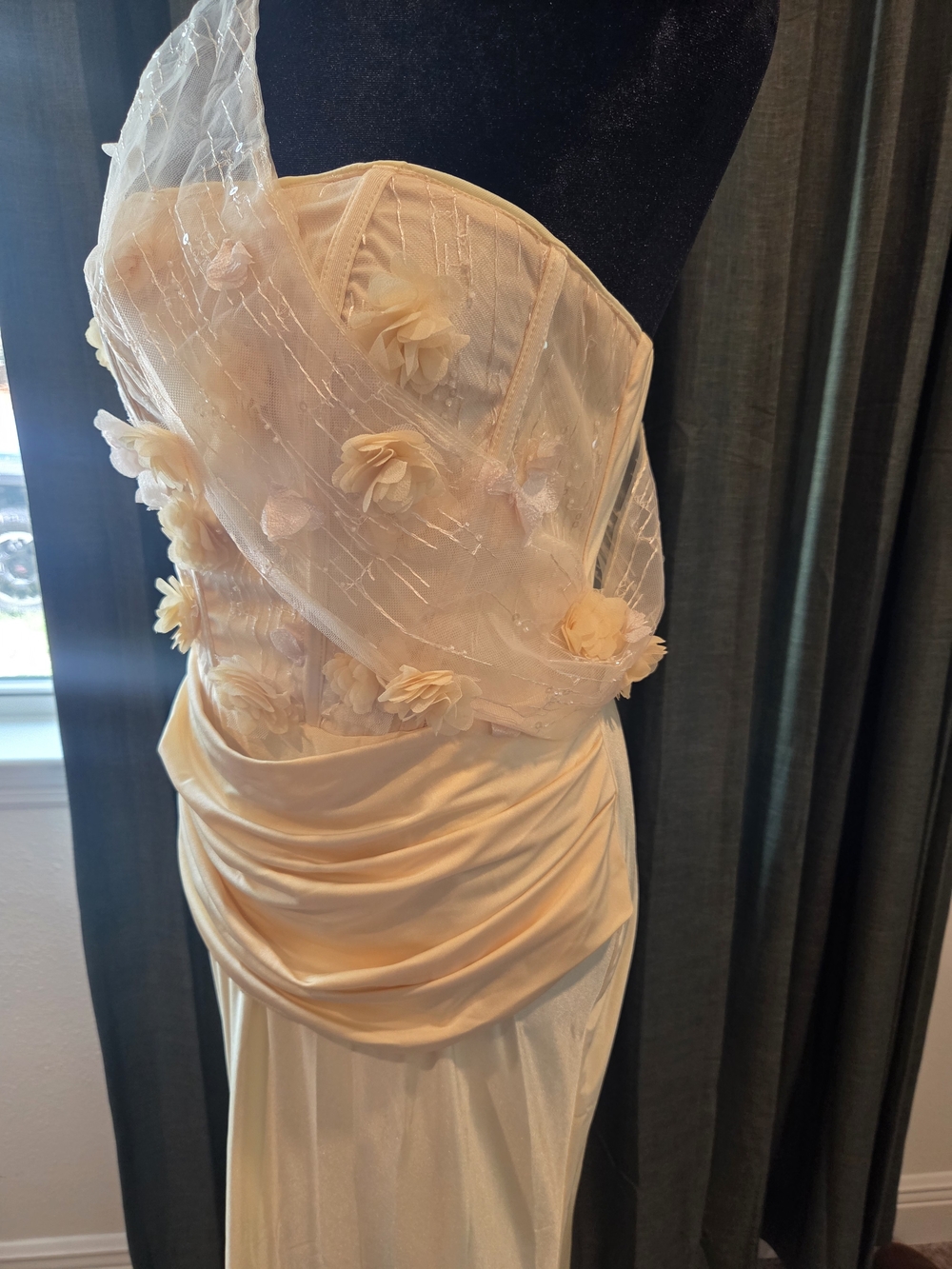 Strapless Floral-Appliqué Satin Gown - Picture 5 of 11